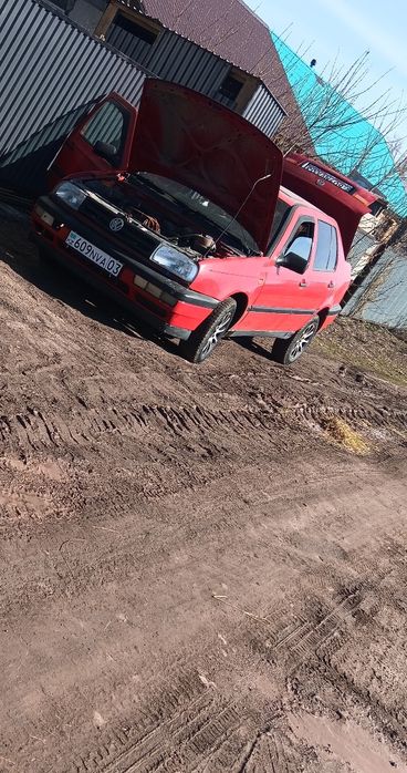 Продам Фольксваген Вента 1.8