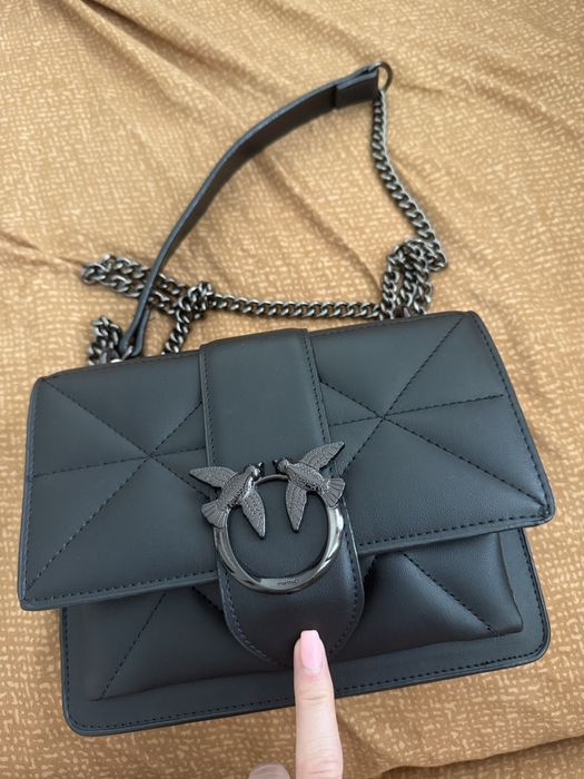 Geanta Pinko, nu e originala