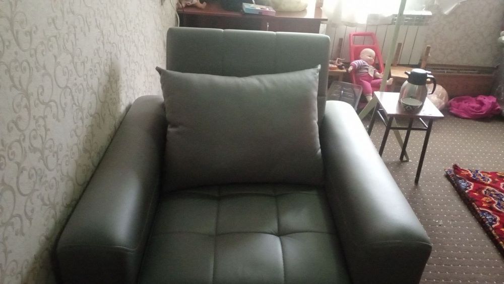 Yangi ishlatilmagan mebel sotiladi