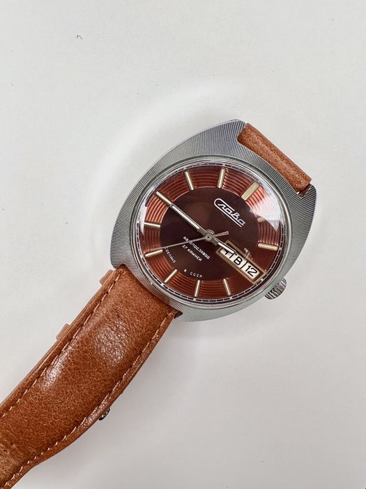 Часы Слава «Грампластика»