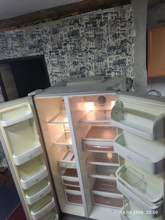 Холодильник в хорошем состоянии