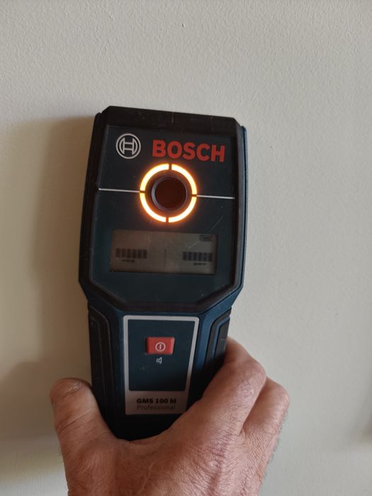 Bosch GMS 100 M мулти детектор.