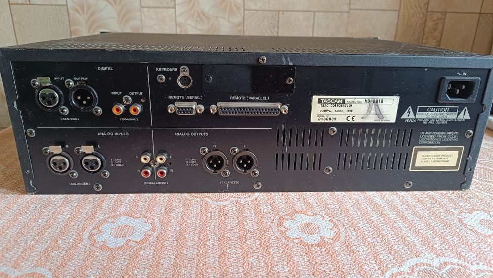 Проигрыватель Tascam MD-801R
