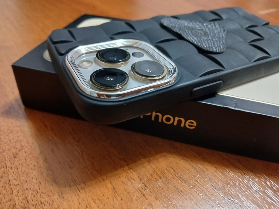 Айфон 13 про в идеале как новый