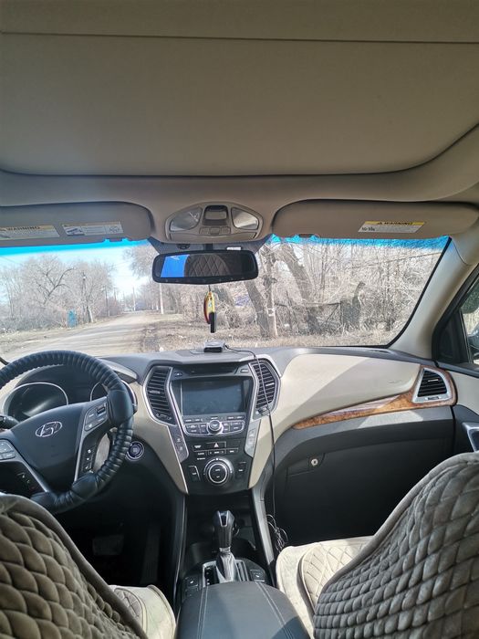 Продам машину Санта фе