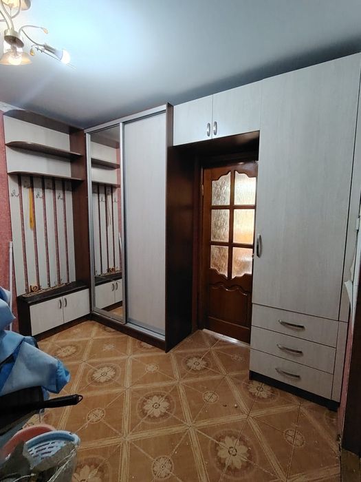 Продам шкаф купе в прихожую