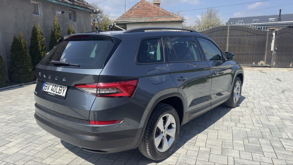 SKODA Kodiaq 2021 — imagine 5