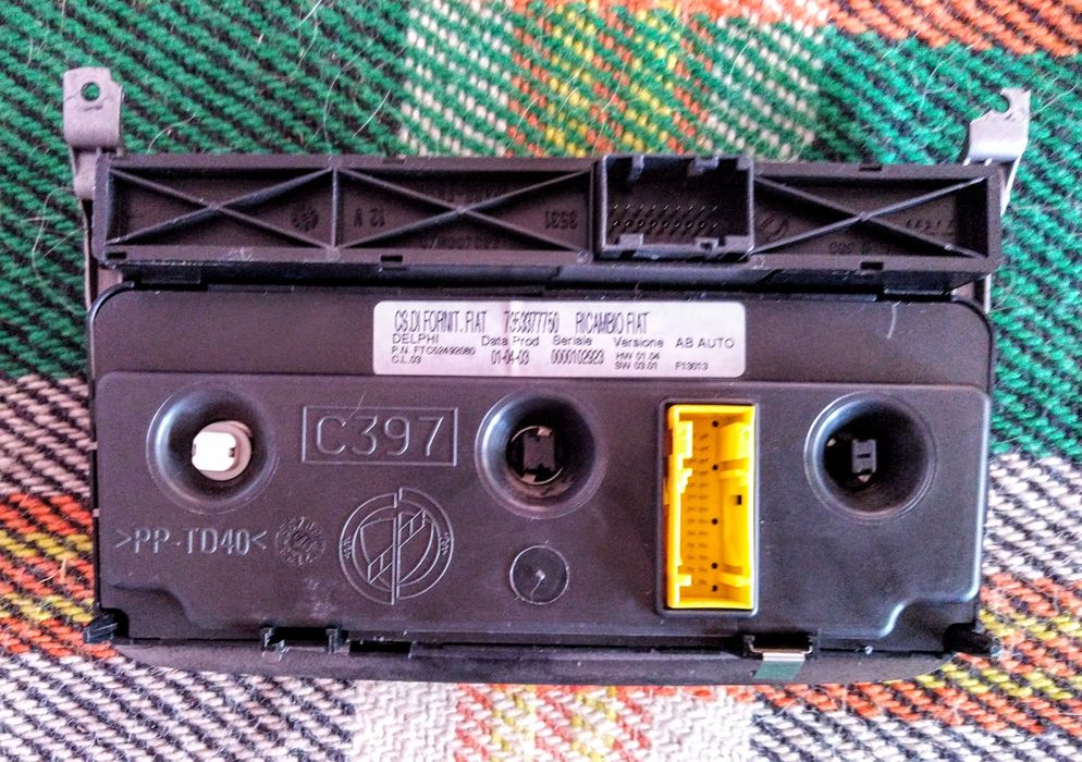 Някои компоненти от Алфа Ромео 147