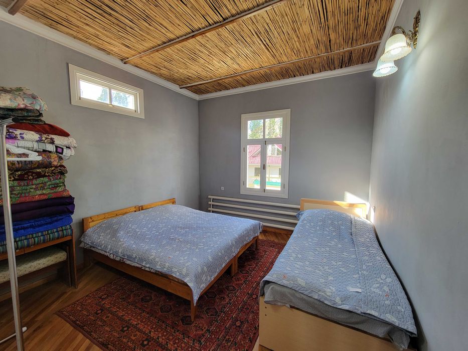 Продаю дачу в Чимгане (готовый бизнес)