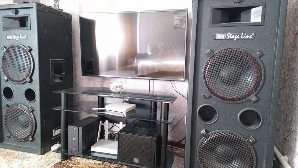 Усилитель мощности с колонками