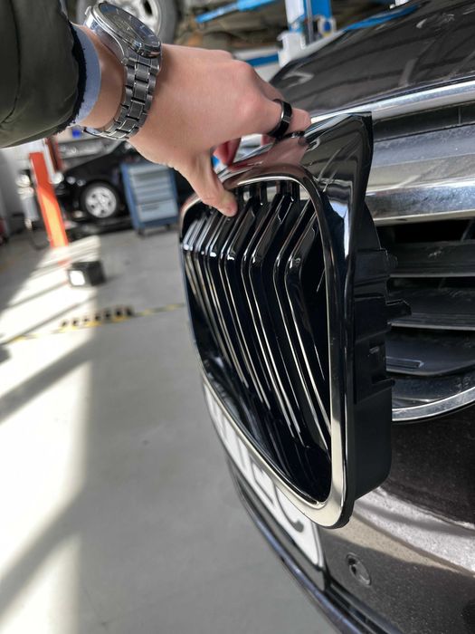 Grile Duble M Negru Lucios Bmw Seria 5 G30/G31/G38 Non LCi
