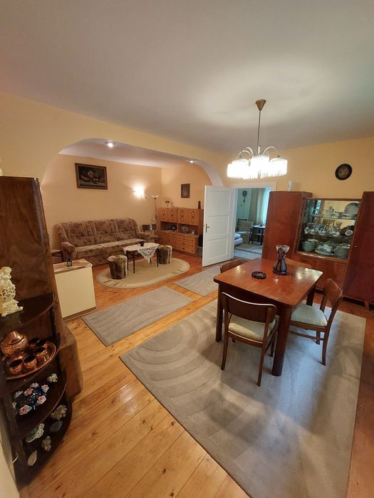 Casa de vanzare in Tiglari