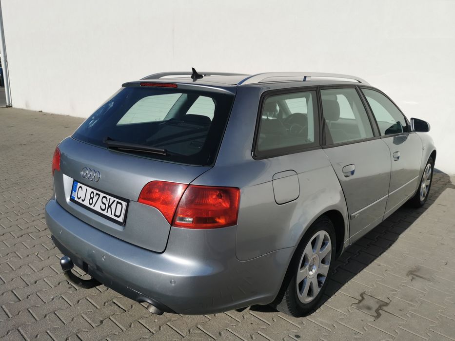 Vand Audi A4 b7 2.0 Tdi, S-Line, Xenon, Trapă, acte la zi.