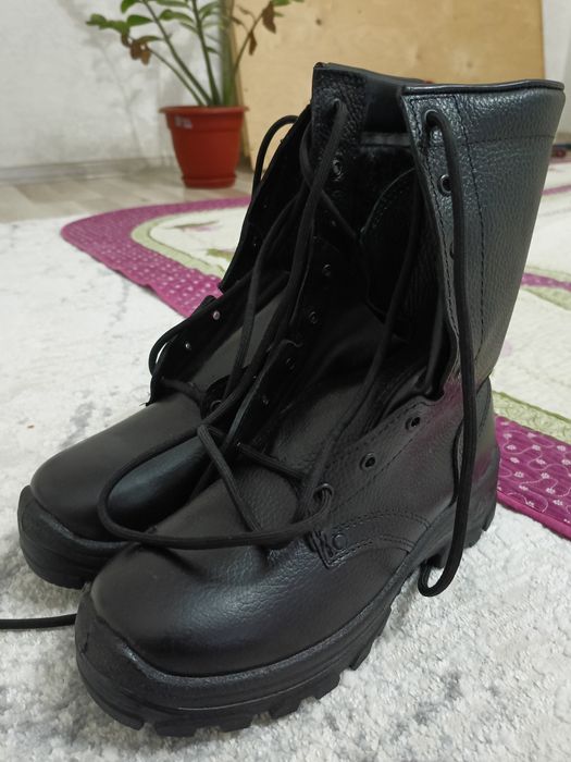 Берцы зимний  новый 40 размер