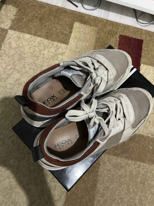 Продам мужсой обувь