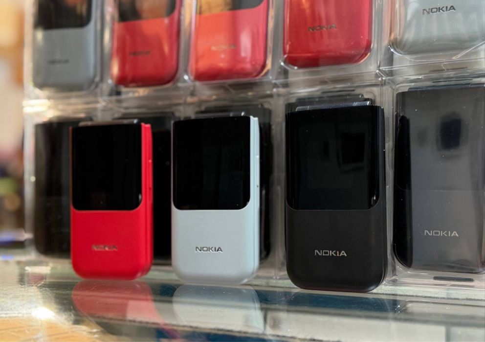 Nokia 2720 flip новый пачка
