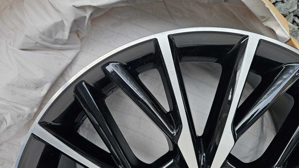 Janta 18" Toyota C-HR CHR RAV4 Anvelopa Michelin 225 50 18 senzor pres
