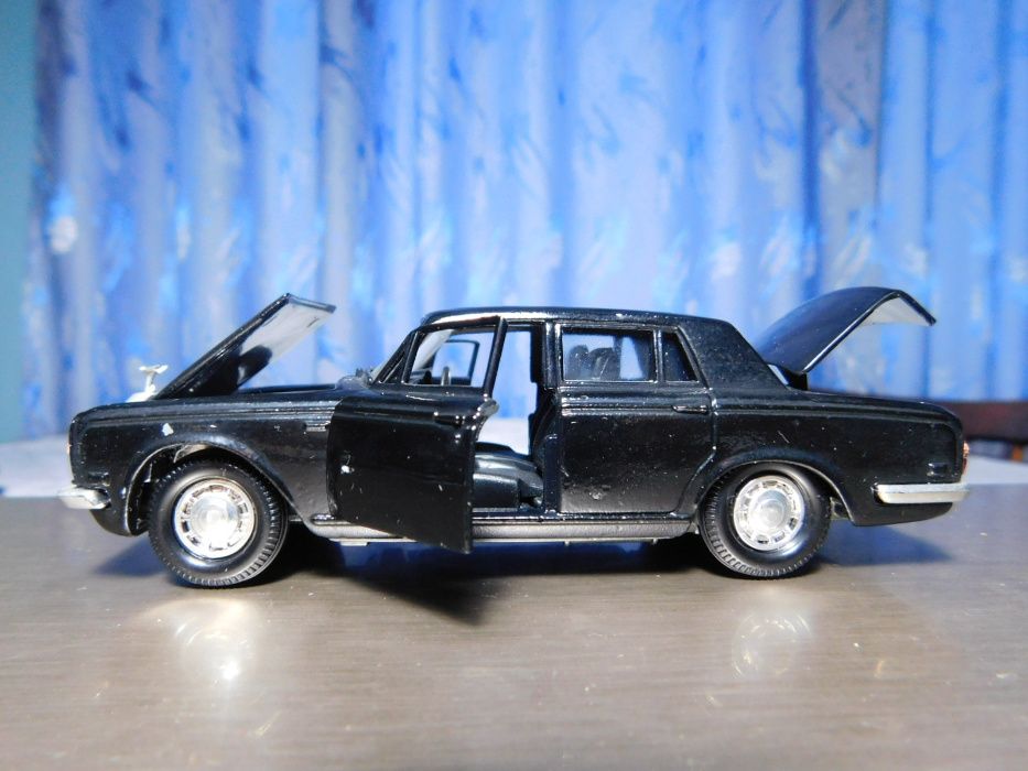 Machete metal Diapet, Tomica Dandy Rolls Royce Japonia