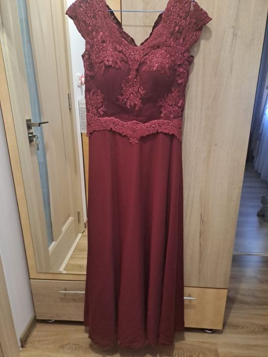 Rochie lucrata manual