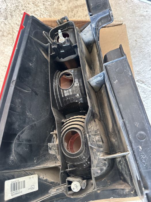 Продам задний фонарь ларгус