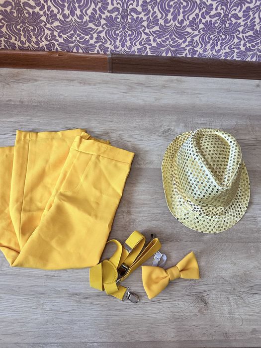 Детский костюм , бабочки подтяжки