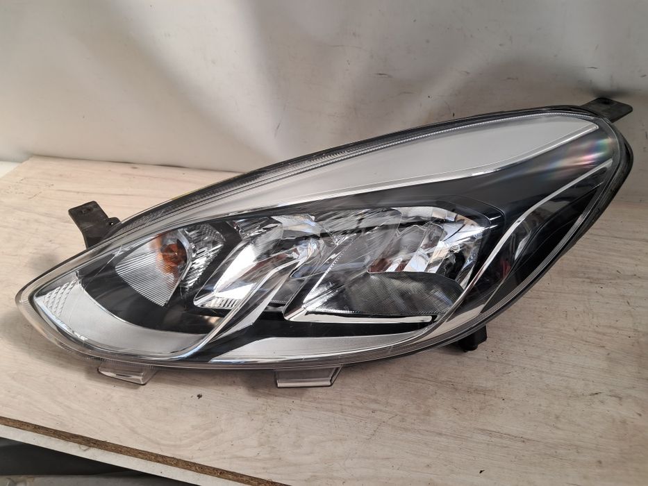 Фар  Ford Fiesta  led