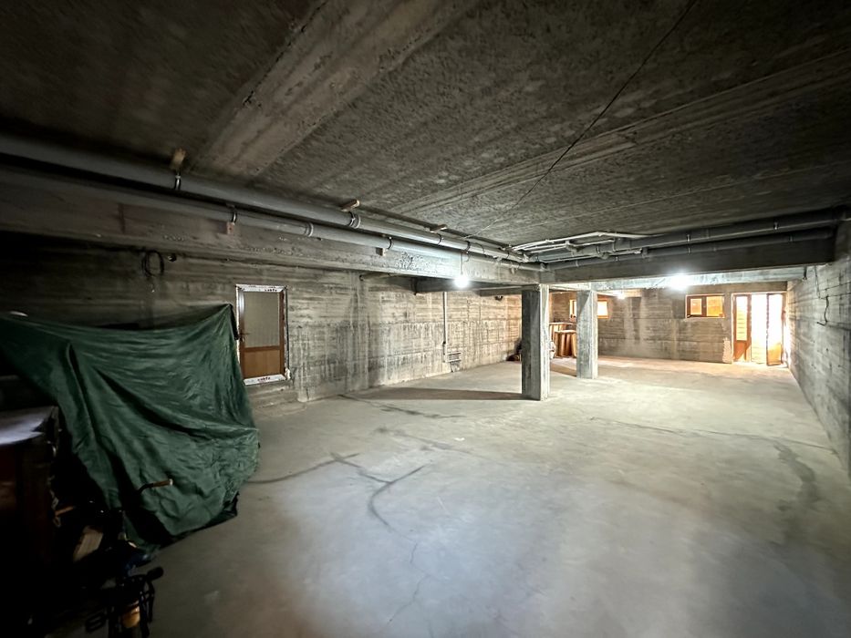 Участка сотилади, 5 сотих 11 хона