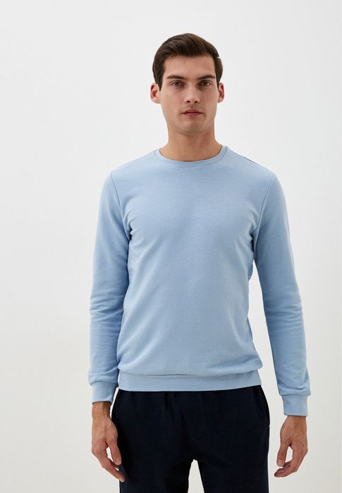 Толстовка в светло синнем цвете