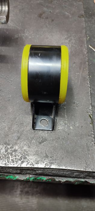 Ремонт подушк двигателя