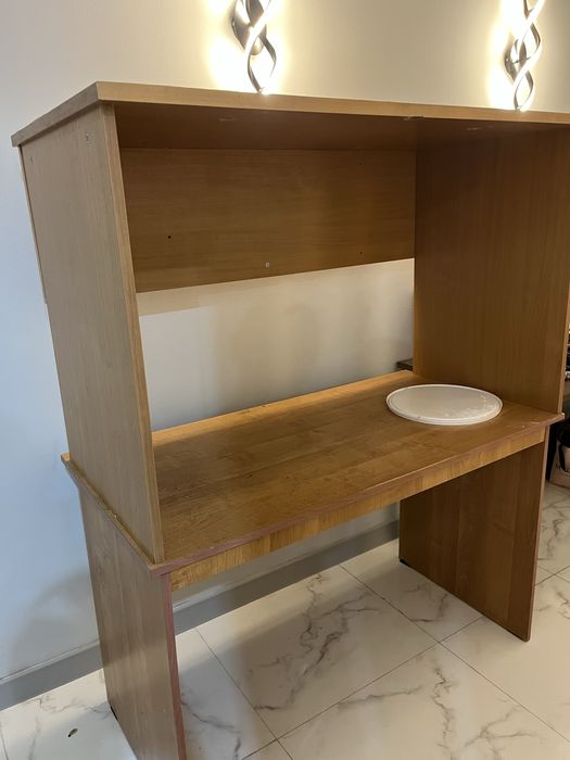 Продам писменный стол