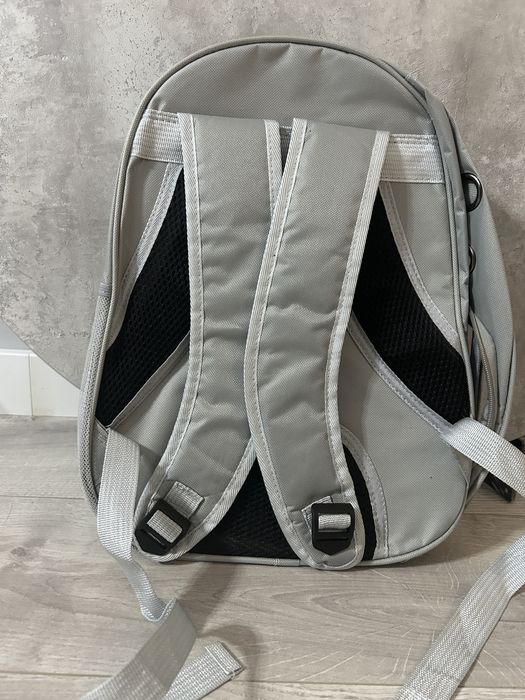 Рюкзак-переноска для домашних питомцев