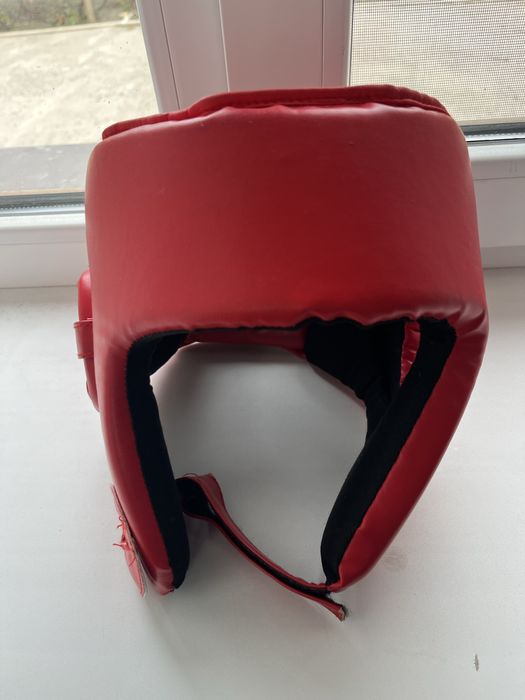 Продам Шлем красный