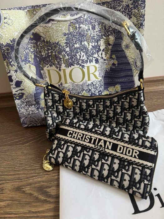 Комплект дамска чанта и протмоне Dior