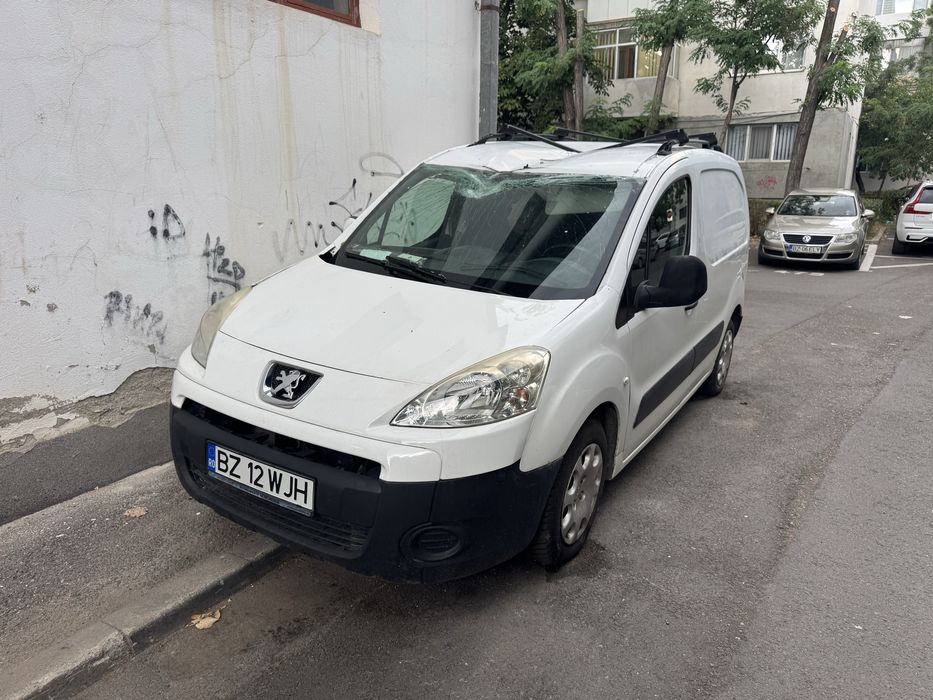 Peugeot partner 2011 3 locuri