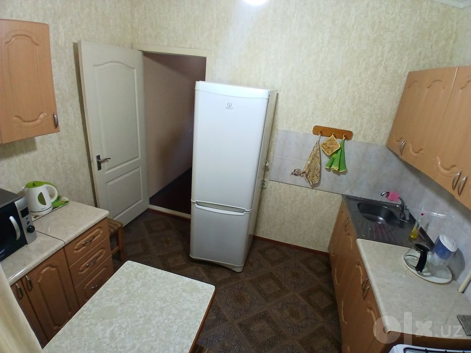 Юнусобод-10 3/3/5 отличная