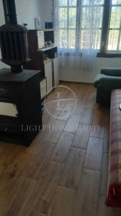 Реф. 3526 Къща с два декара двор с. Правище