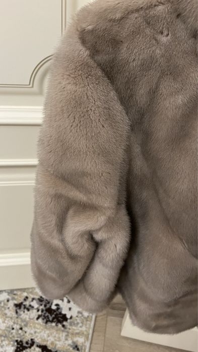 Продам полушубок короткий