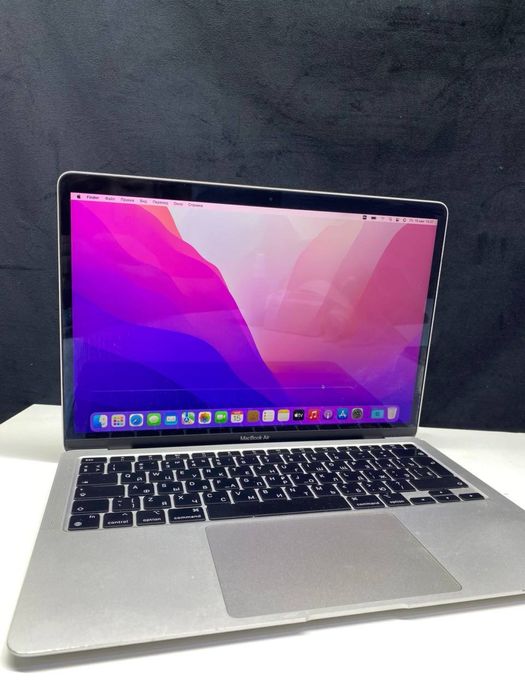 MacBook Air M1.