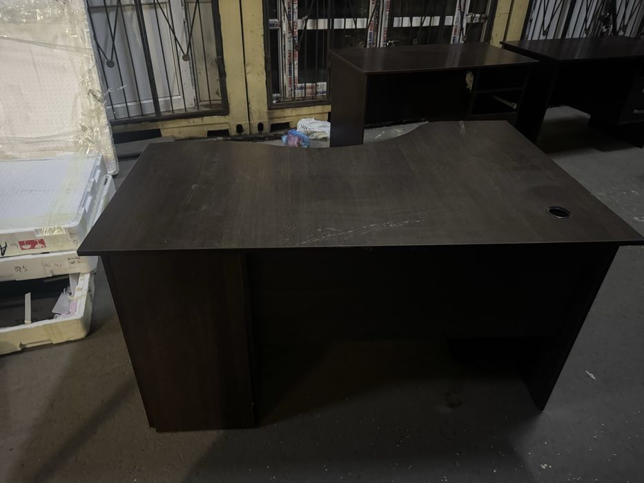 Продам офисную мебель