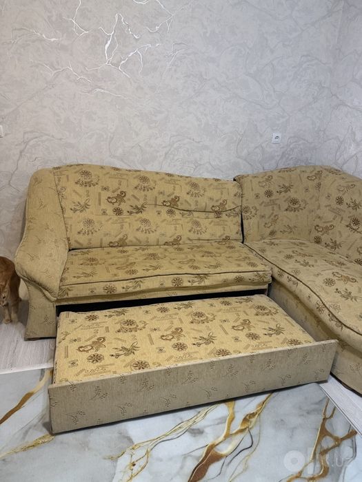 Диван уголок и кресло