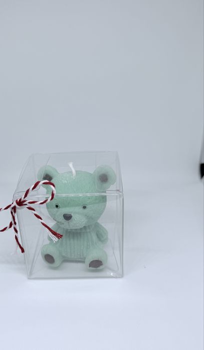 Mărțișoare din lumânări din ceară naturală