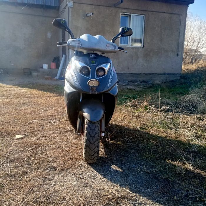 Продам мопед Райсер