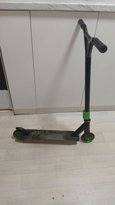 трюковой самокат