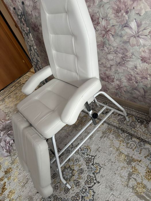Продам педекюрное кресло