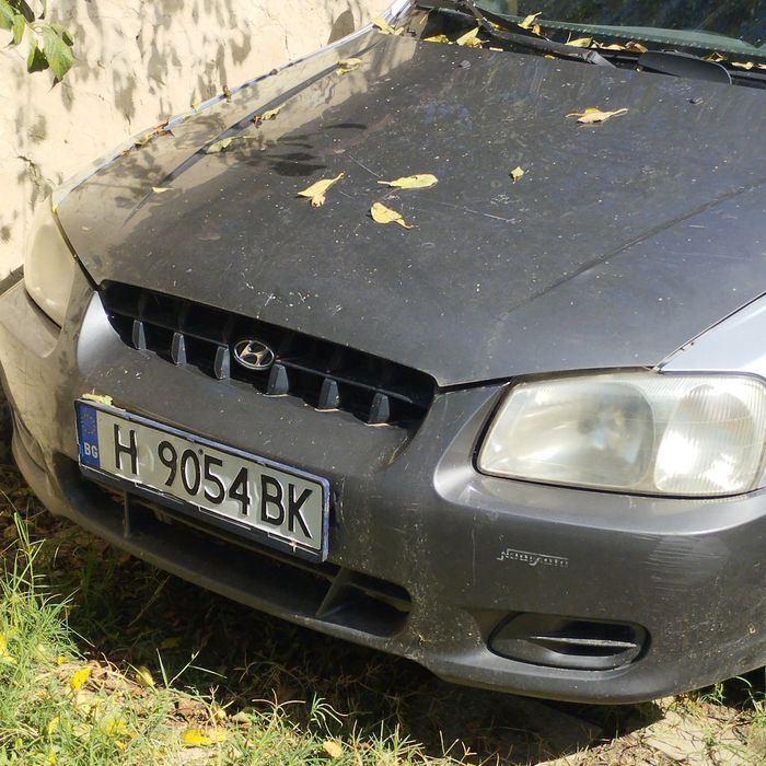 Хюндай акцент 1.3 86кс бензин 2000г.