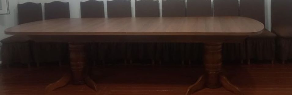 Продам стол