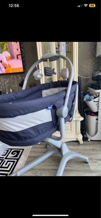Baby hug 4 in 1. Chicco