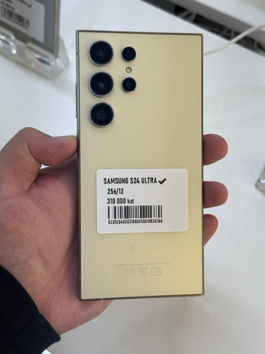 Samsung S24 Ultra 256gb ozu 12