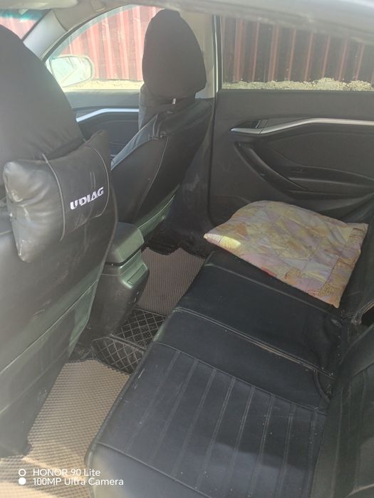 Продам Весту. На активном ходу.