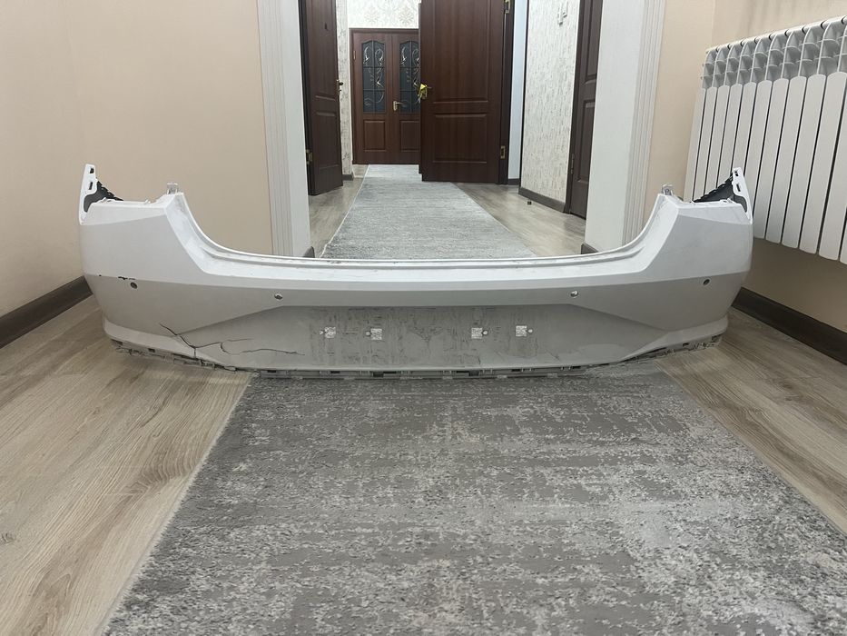 Продам задний бампер на Hyungai Elantra